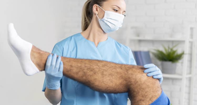 Leg Hair loss: Causes of hair loss on legs